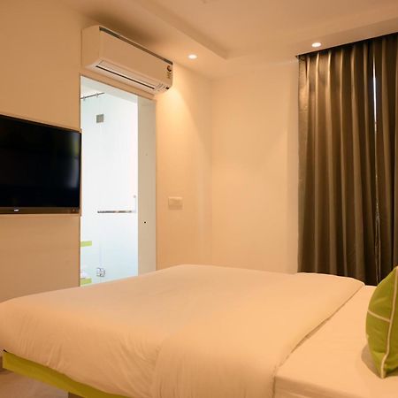 Hotel Le Roi Express Karol Bagh دلهي المظهر الخارجي الصورة