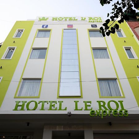 Hotel Le Roi Express Karol Bagh دلهي المظهر الخارجي الصورة