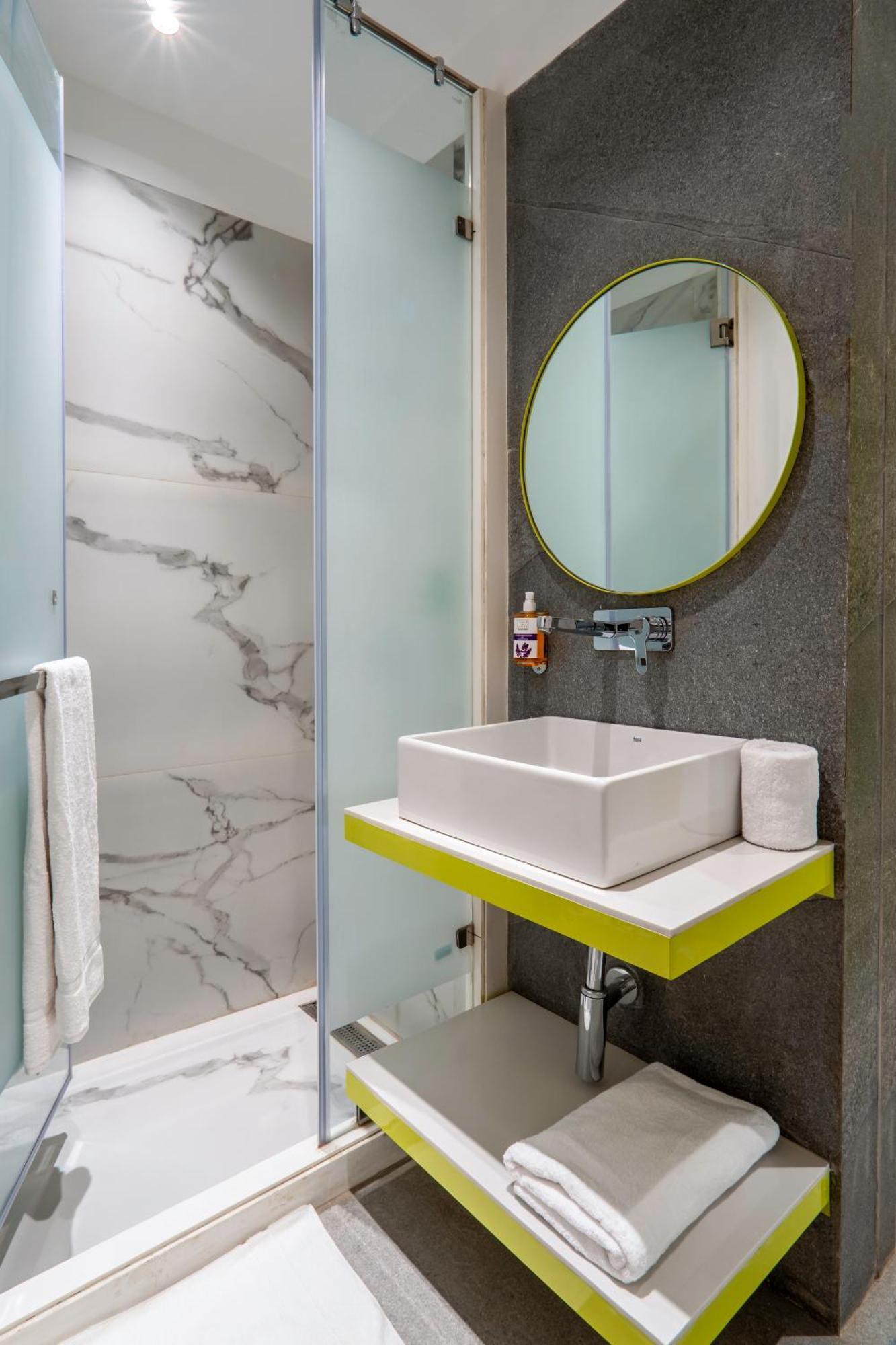 Hotel Le Roi Express Karol Bagh دلهي المظهر الخارجي الصورة