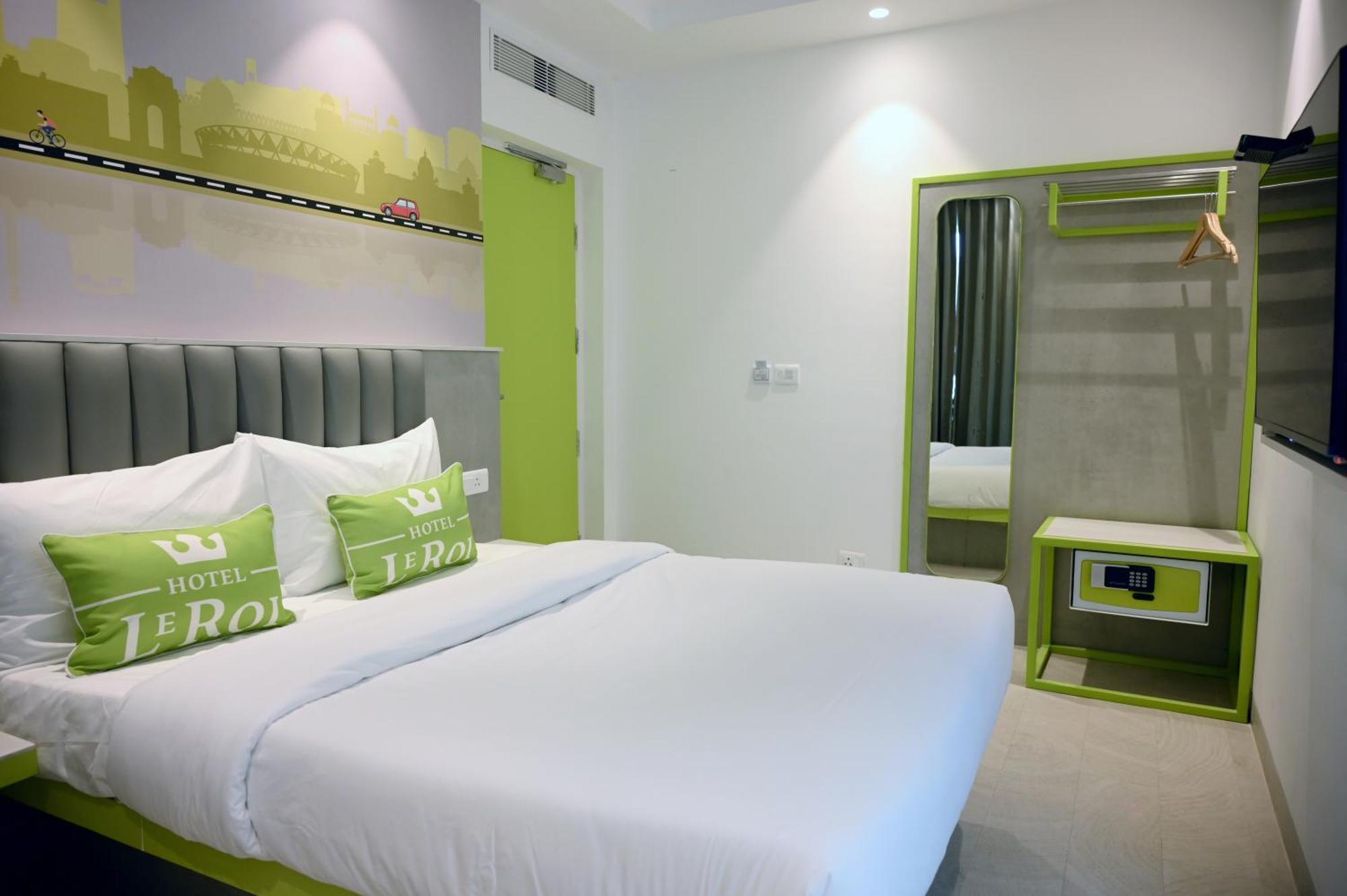 Hotel Le Roi Express Karol Bagh دلهي المظهر الخارجي الصورة