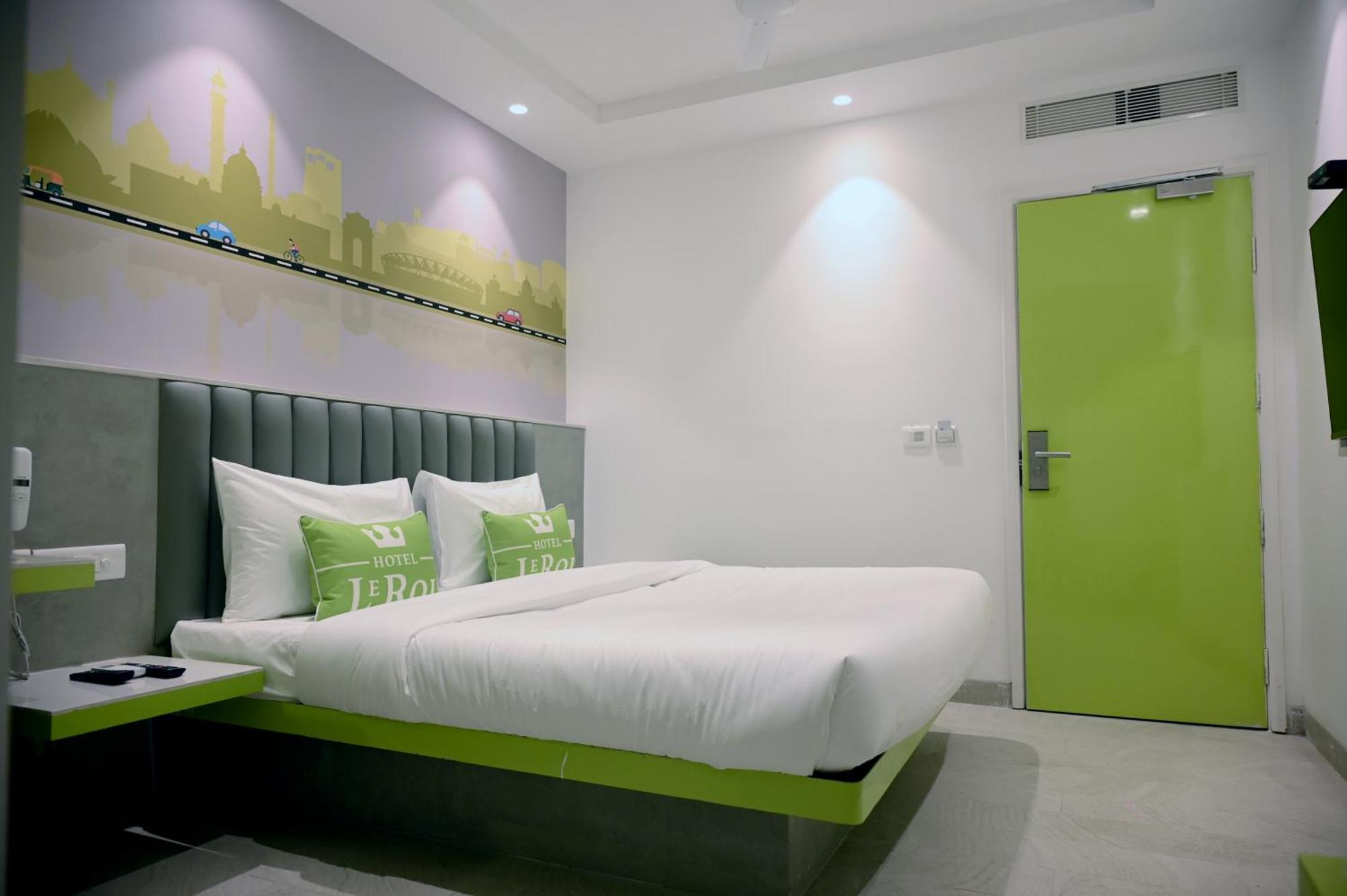 Hotel Le Roi Express Karol Bagh دلهي المظهر الخارجي الصورة