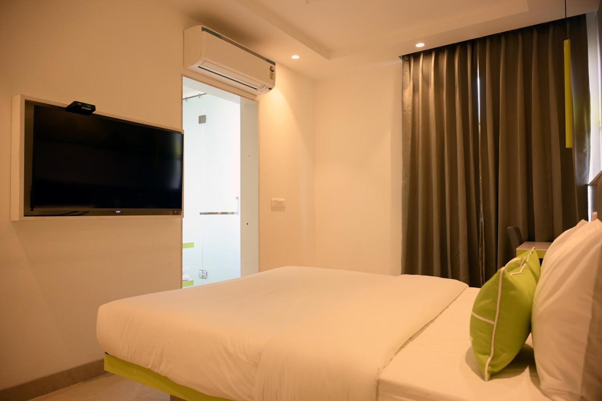 Hotel Le Roi Express Karol Bagh دلهي المظهر الخارجي الصورة