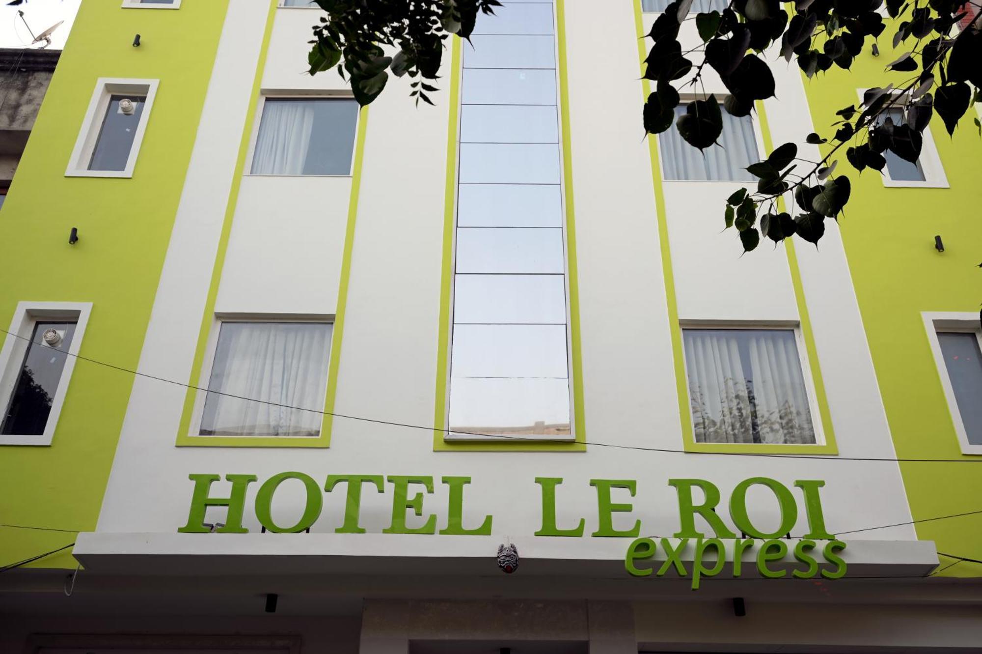 Hotel Le Roi Express Karol Bagh دلهي المظهر الخارجي الصورة
