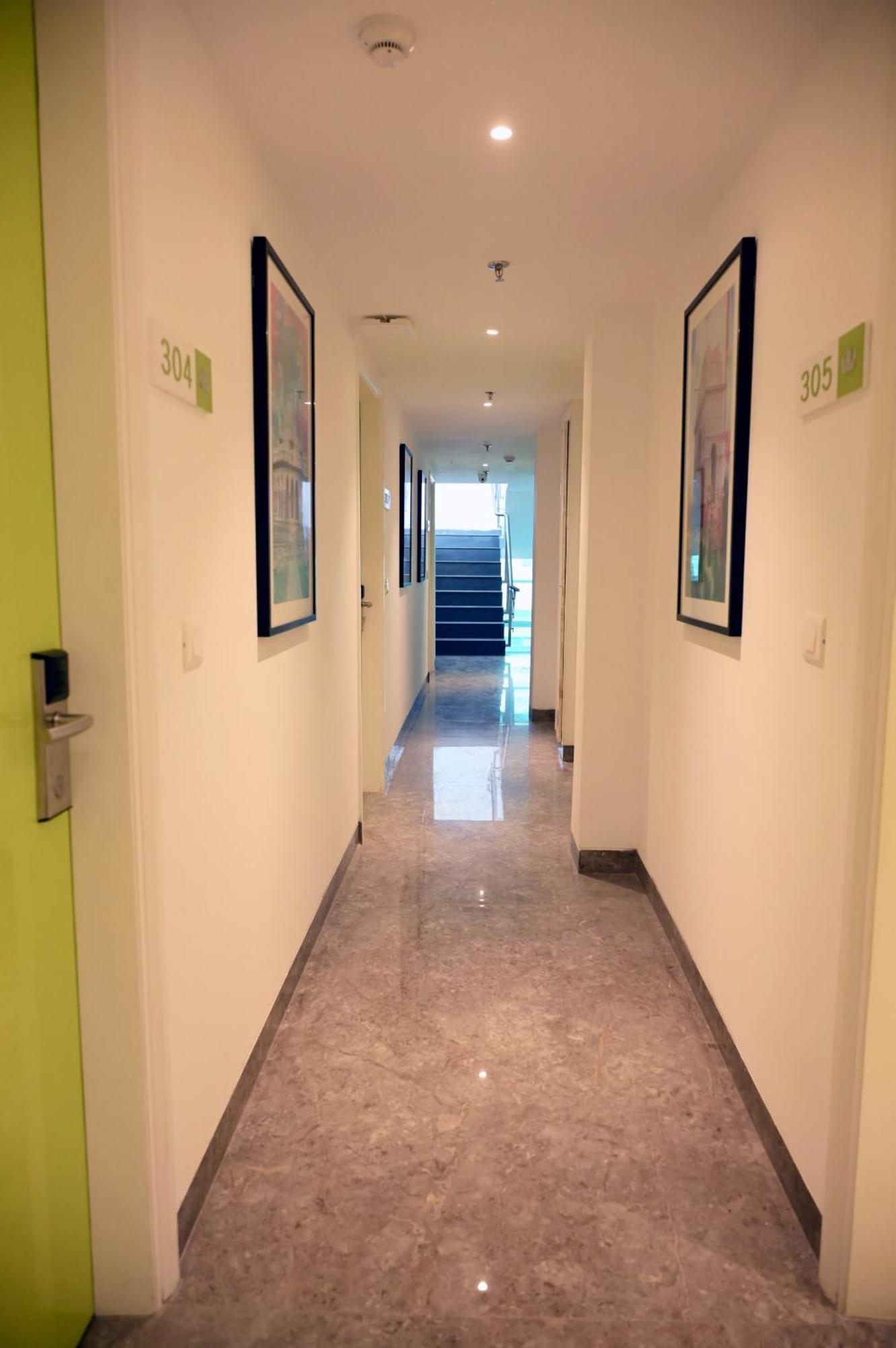 Hotel Le Roi Express Karol Bagh دلهي المظهر الخارجي الصورة